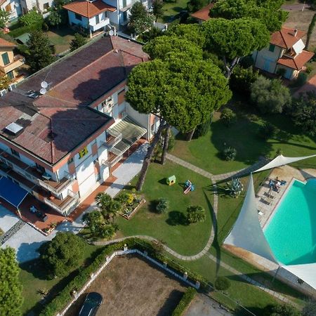 Hotel La Palma Lido di Camaiore Exterior foto